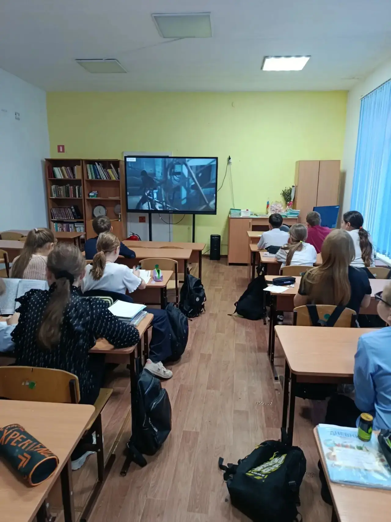 14 октября обучающиеся 6 класса МБОУ ООШ № 6 просмотрели фильм "Огонь".