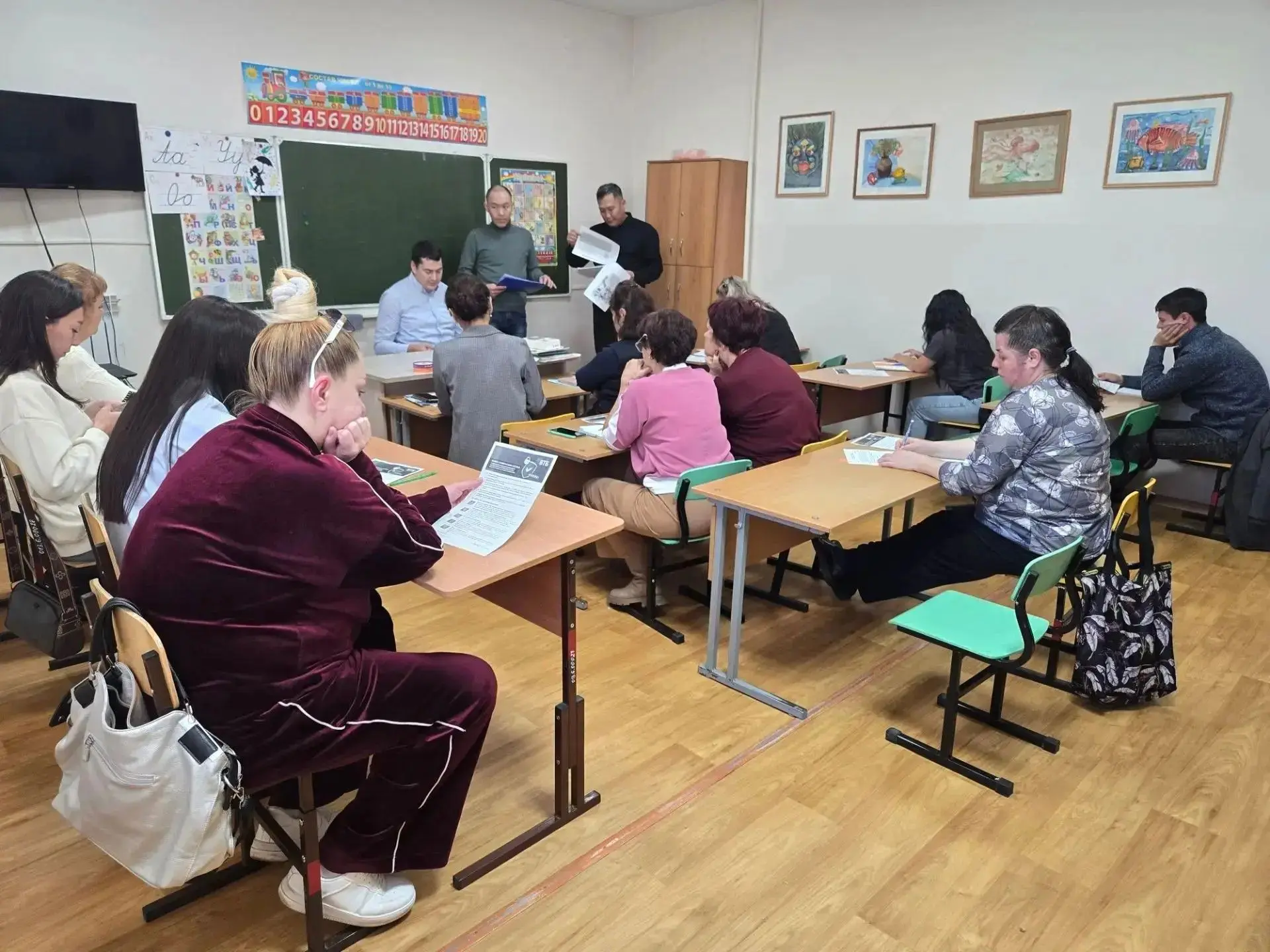 🏠 Дом творчества Железнодорожного района стал площадкой для важной встречи по финансов...