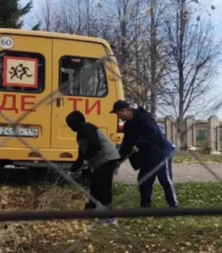 "Бергәләп дөньяны чистарак һәм матуррак итәбез».
