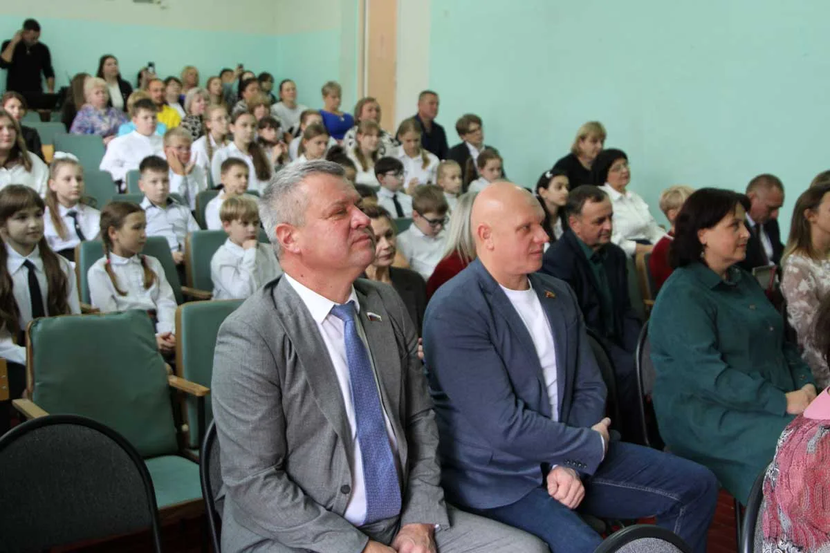 📸 Буныревской школе — 50 лет!​