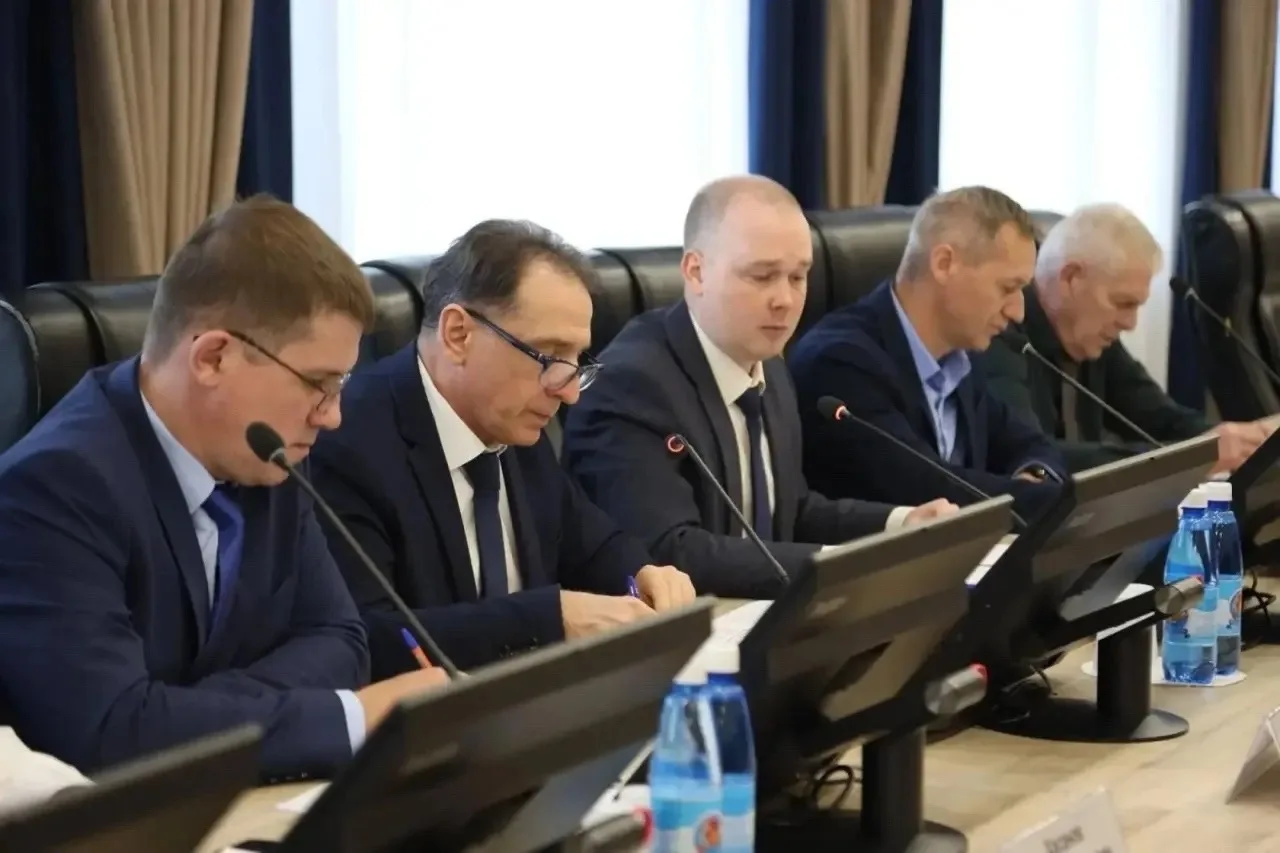 В Нижневартовске усилены меры безопасности на аварийно опасных участках дорог