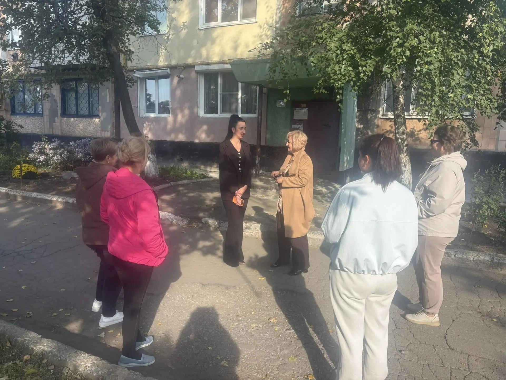 Сегодня, 8 сентября, депутат Снежнянского городского совета Ирина Карташева провела вст...