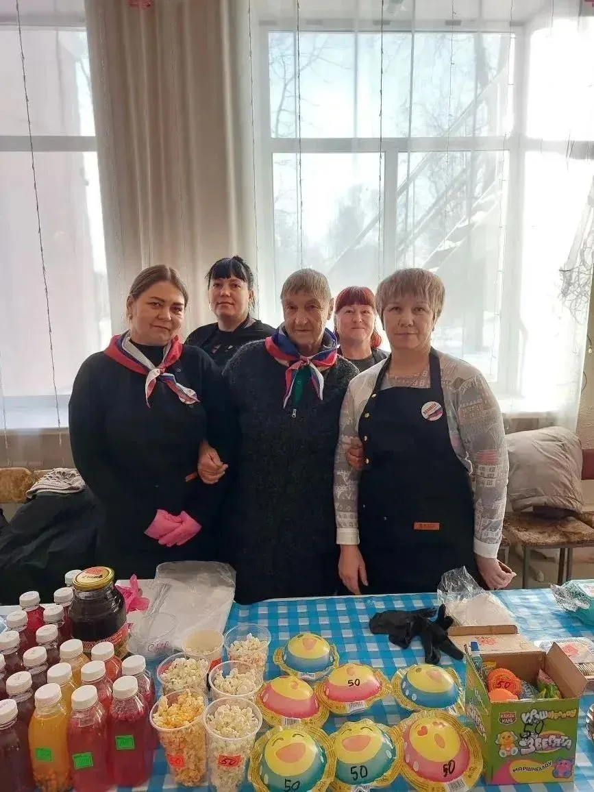 🧶 В посёлке Николаевка уже четвёртый год работает волонтёрская группа помощи участника...