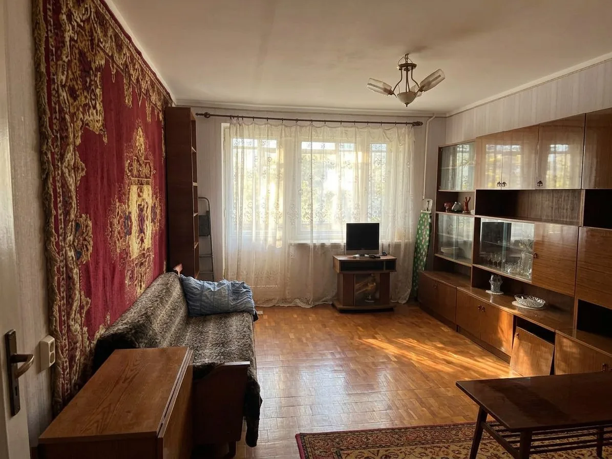 Продаётся уютная 2-комнатная квартира в г.Кириши пр Героев д1.