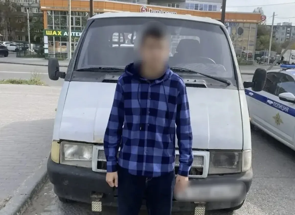 В Астрахани 18-летнего водителя «Газели» оштрафовали за перевозку людей в кузове и опас...