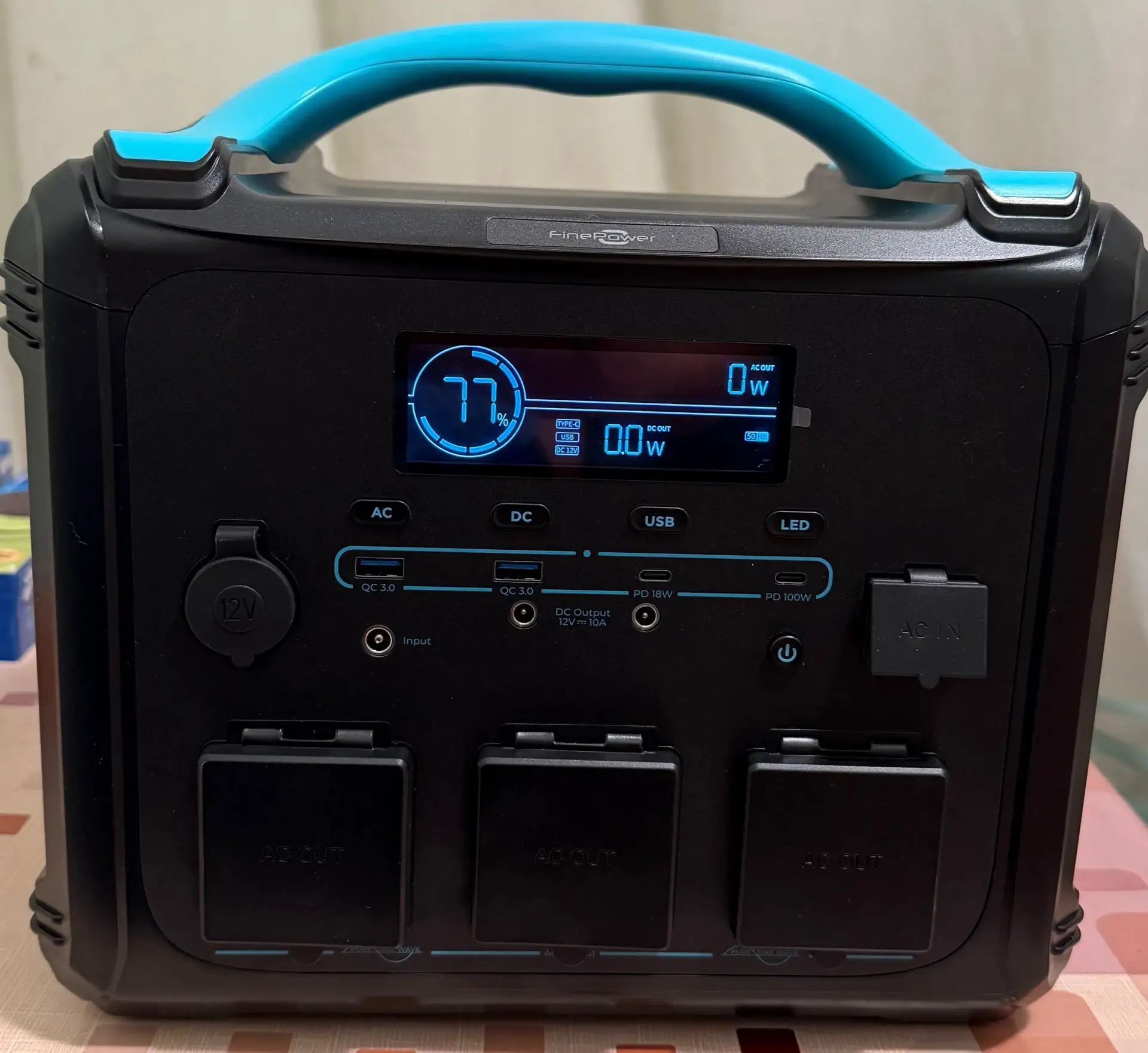 Портативная зарядная станция FinePower Zeus 1000. Мощность устройства заявленное произв...