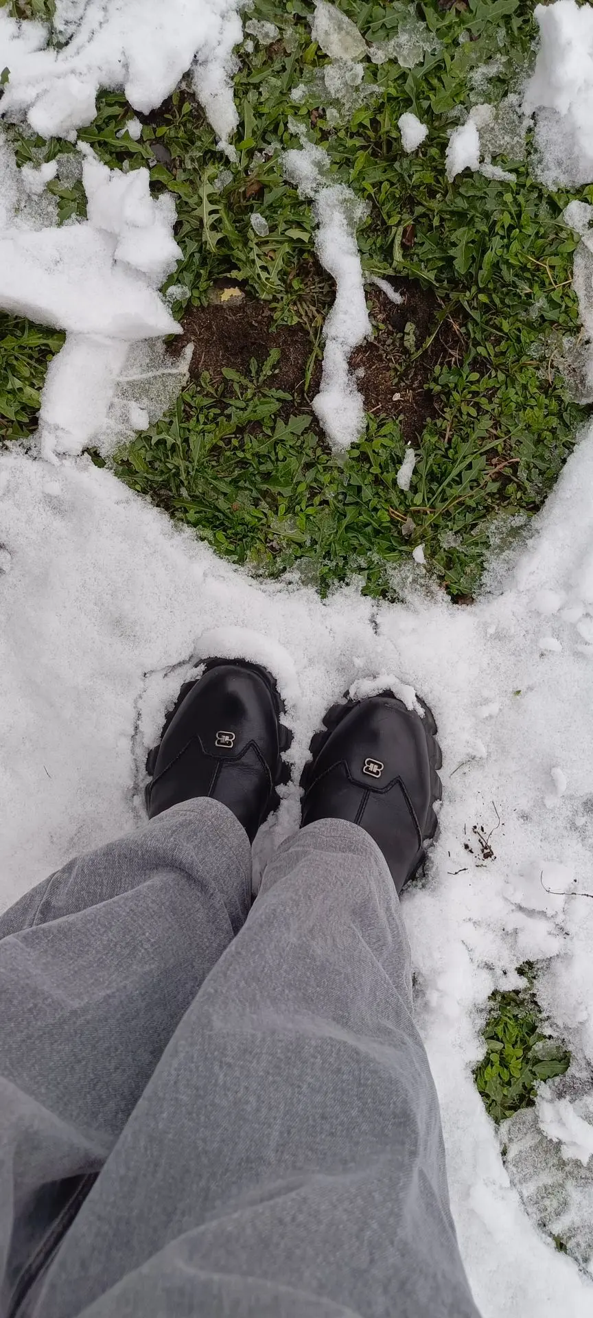 ❄️ Думаю, он больше не растает...до июня 😅