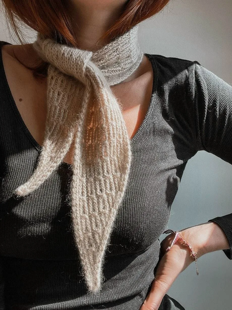 Элегантный маленький шарфик из кашемира 🧣