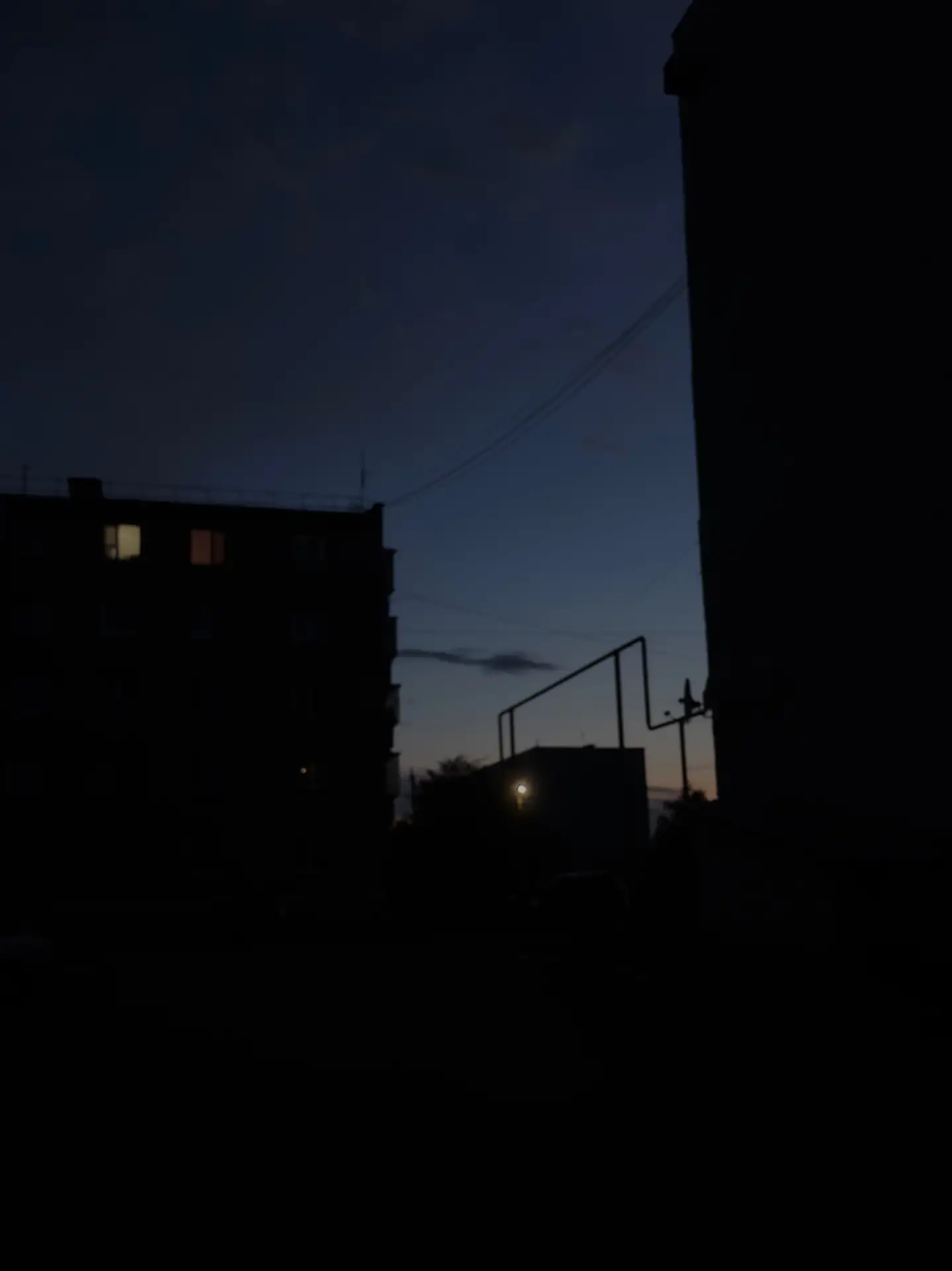 Что несёте в своём сознании, то и видите в окружающем мире, то и притягиваете к себе.