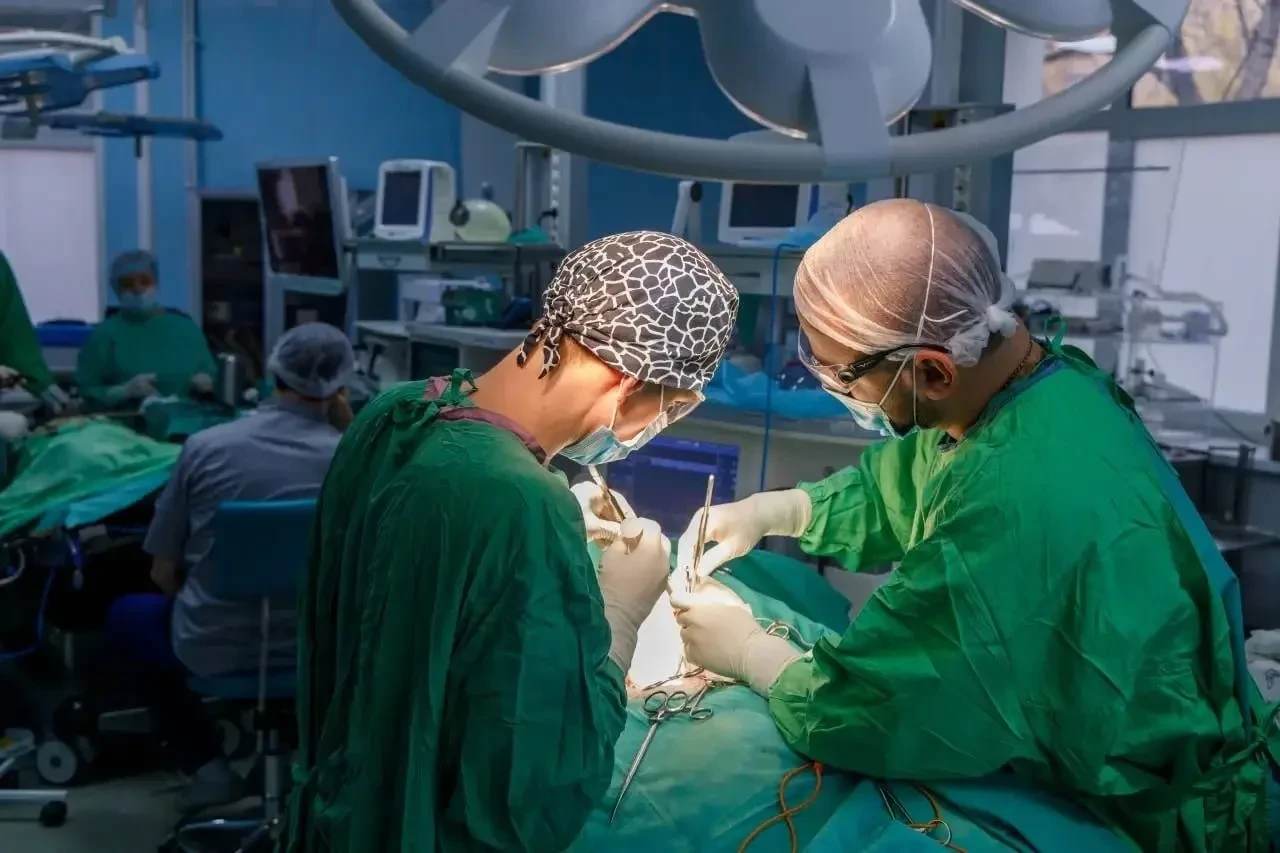 🏥 Хирурги Люберецкой больницы сделали 400+ операций на сосудах