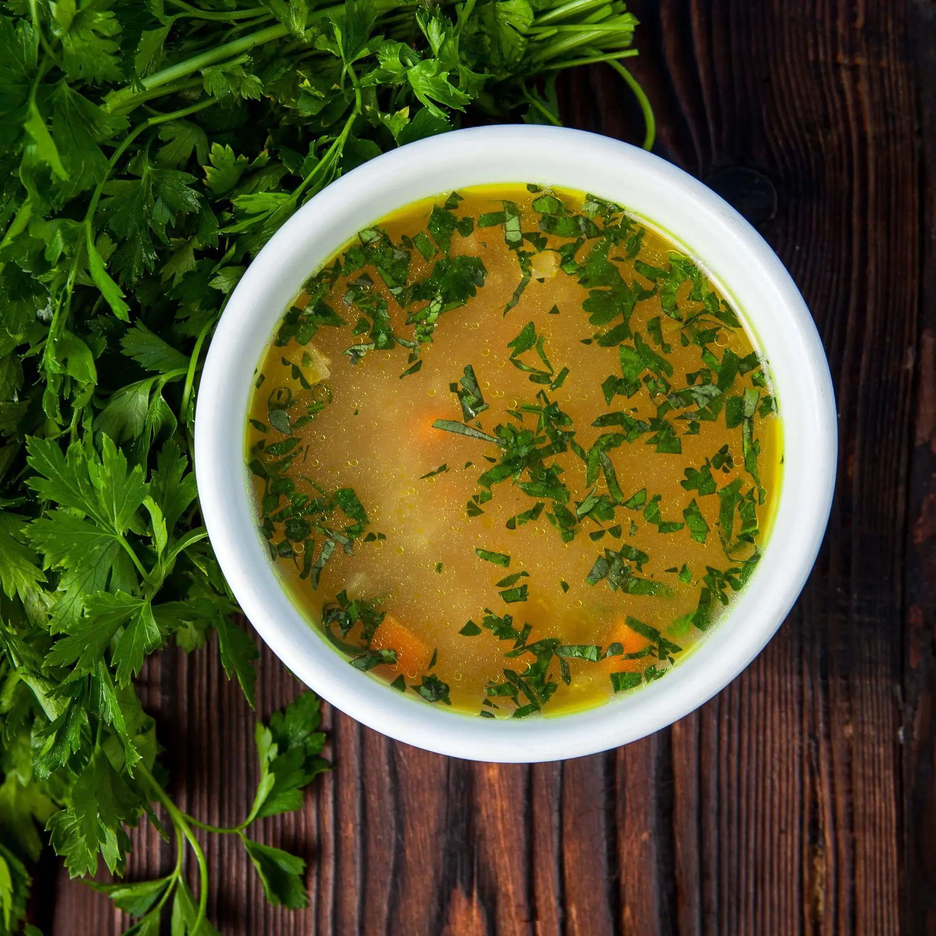 ТОП-5 правил вкусного бульона и пара хитростей от повара