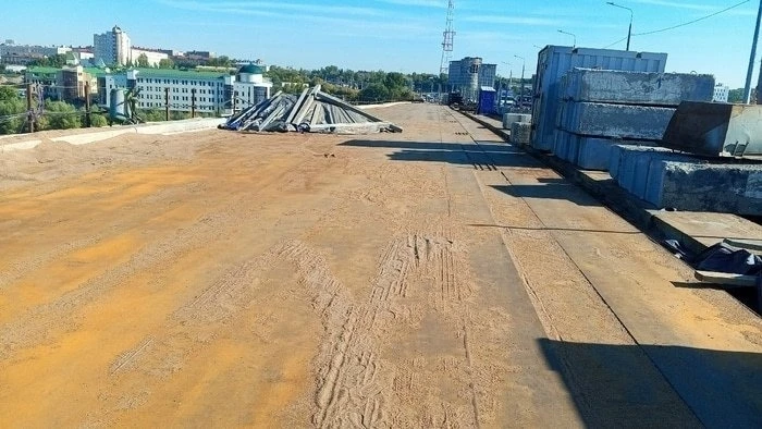 🌉 Мост у Телецентра в Омске отстаёт от графика: власти допускают смену подрядчика