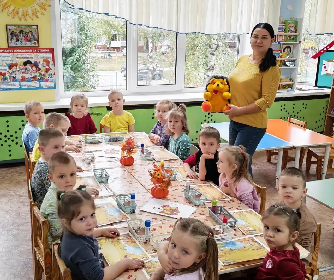 Сегодня наша средняя группа «Звездочки» превратилась в уютный осенний лес!🍁🍂