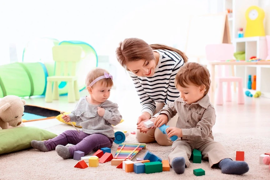👨‍👩‍👧‍👦«Социальная няня» — поддержка для семей с детьми