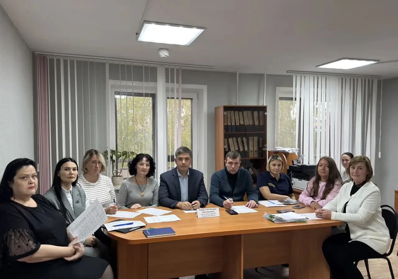 📋 Сегодня провел заседание Комиссии по делам несовершеннолетних и защите их прав Центр...