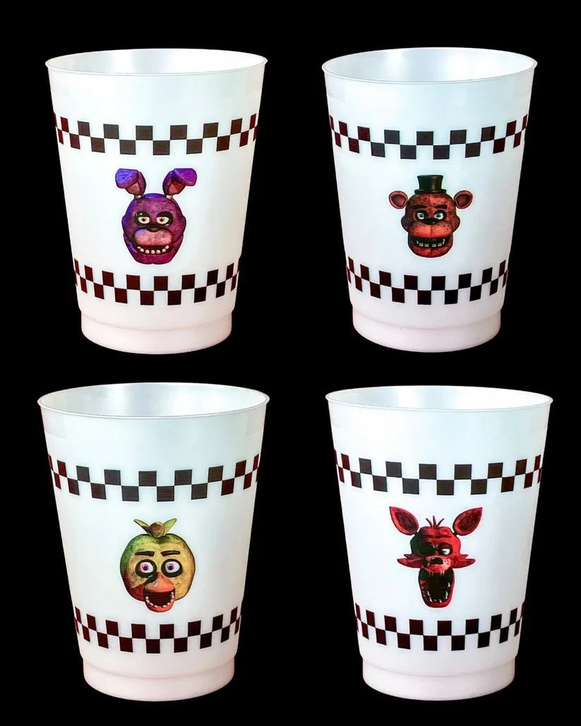 В FYE появились новые акриловые гибкие стаканы Five Nights at Freddy's.