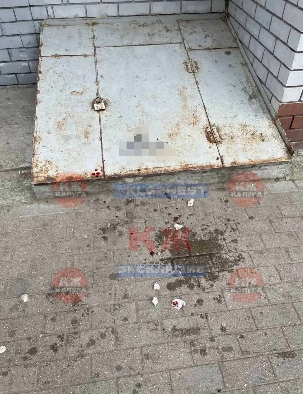 Кровь на улице в Силикатном