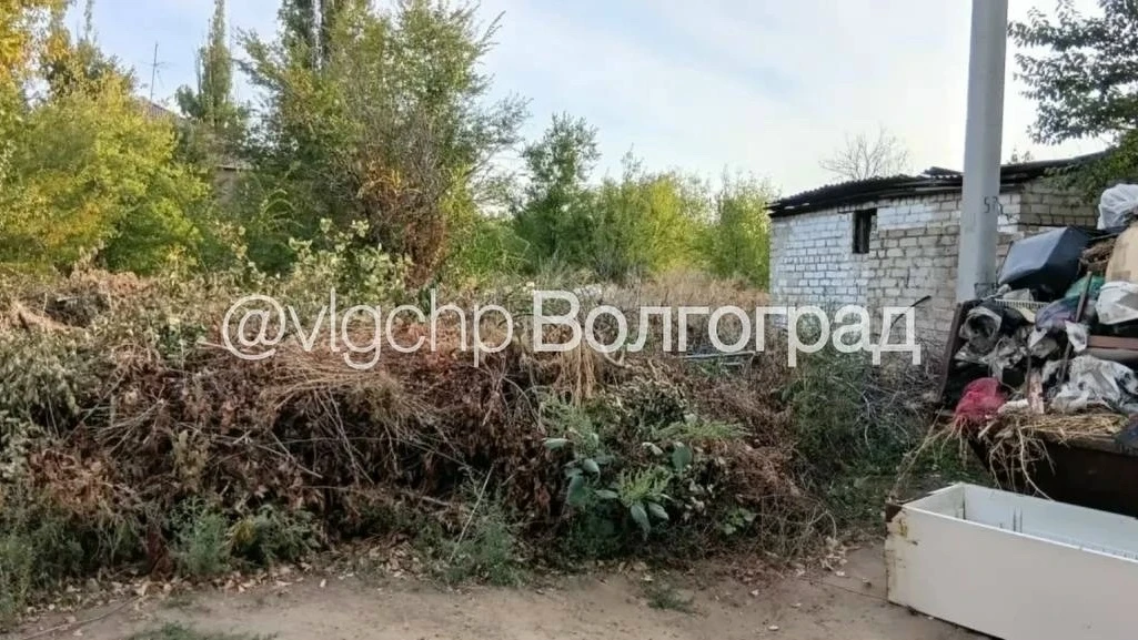 «До костра один шаг?» Жители Водстроя ждут порядка у контейнеров