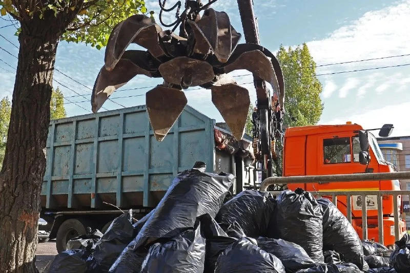 🧹 В Воронеже прошел общегородской субботник