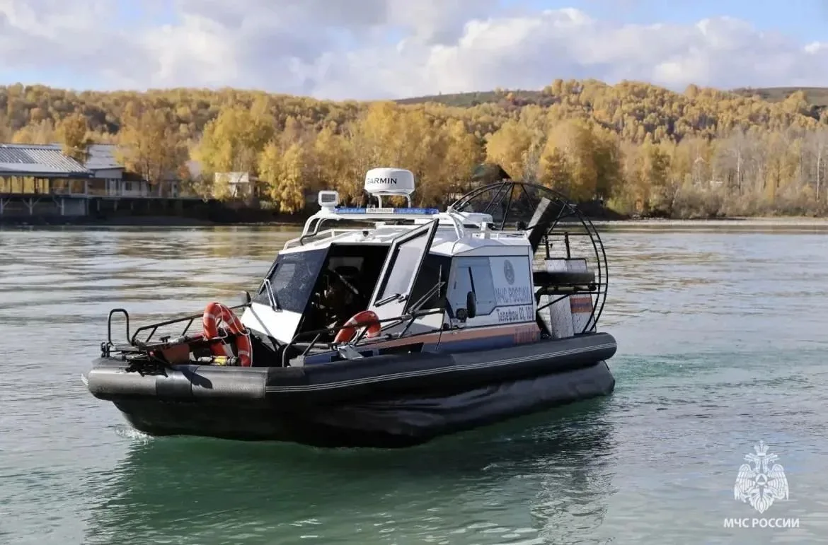 🚤 Аэролодка «Север 650К» пополнила парк техники ГИМС в Республике Алтай