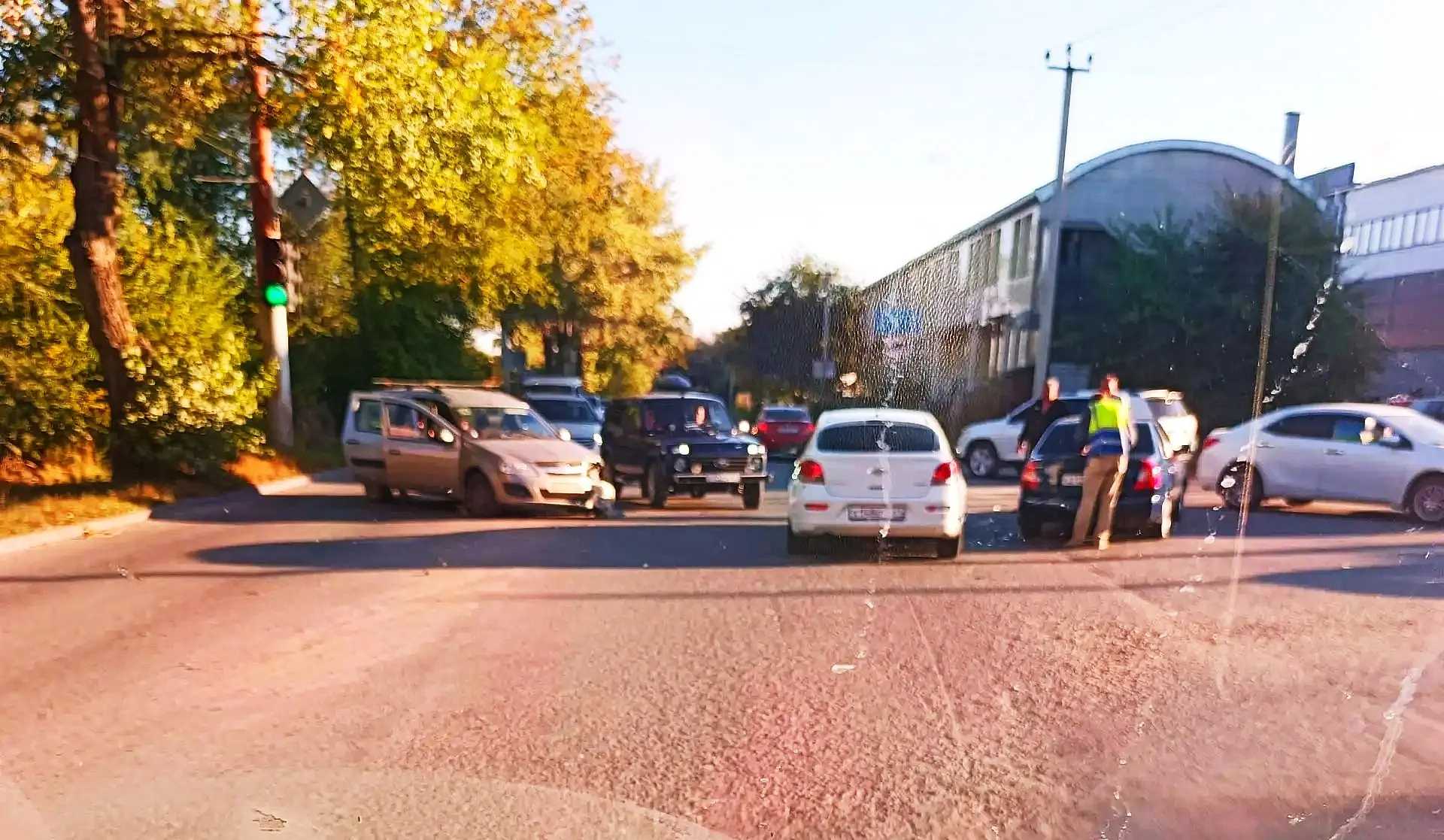 🚨 🚔 ‼ ДТП сегодня вечером на пересечении ул. Строительная/Котлостроительная