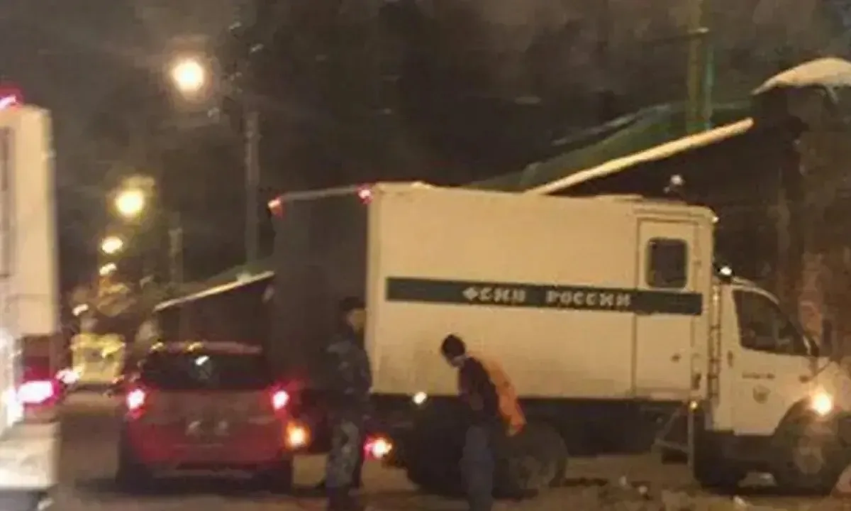 ⚡️Три человека погибли в ДТП с автозаком на трассе «Кола» в Карелии