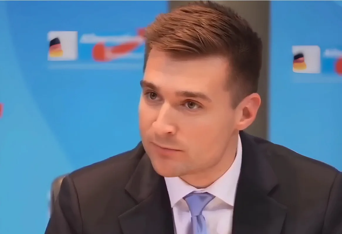 Советник Трампа и руководитель компании X Strategies Алекс Брюзевиц призвал признать, ч...
