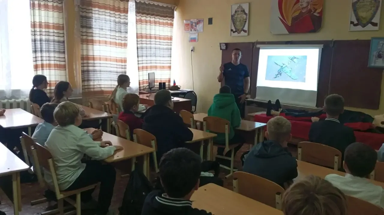 Сегодня в нашей школе прошёл Всероссийский открытый урок культуры безопасности, приуроч...