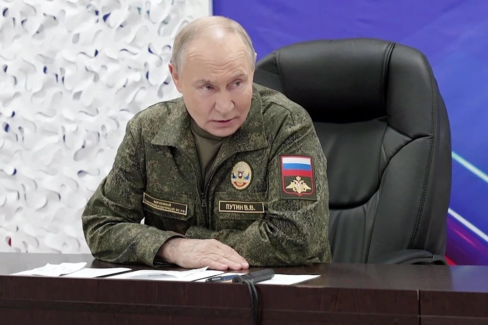 Верховный: Нанесение массированных и групповых ударов по объектам противника должно быт...
