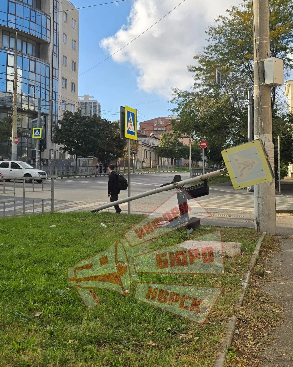 Ночь у светофора на пересечении Шмидта и Цедрика была неспокойной