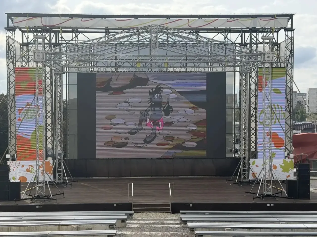 🎬Сегодня день уютных кинопоказов. Для детей на Полугоре демонстрировали отечественные ...