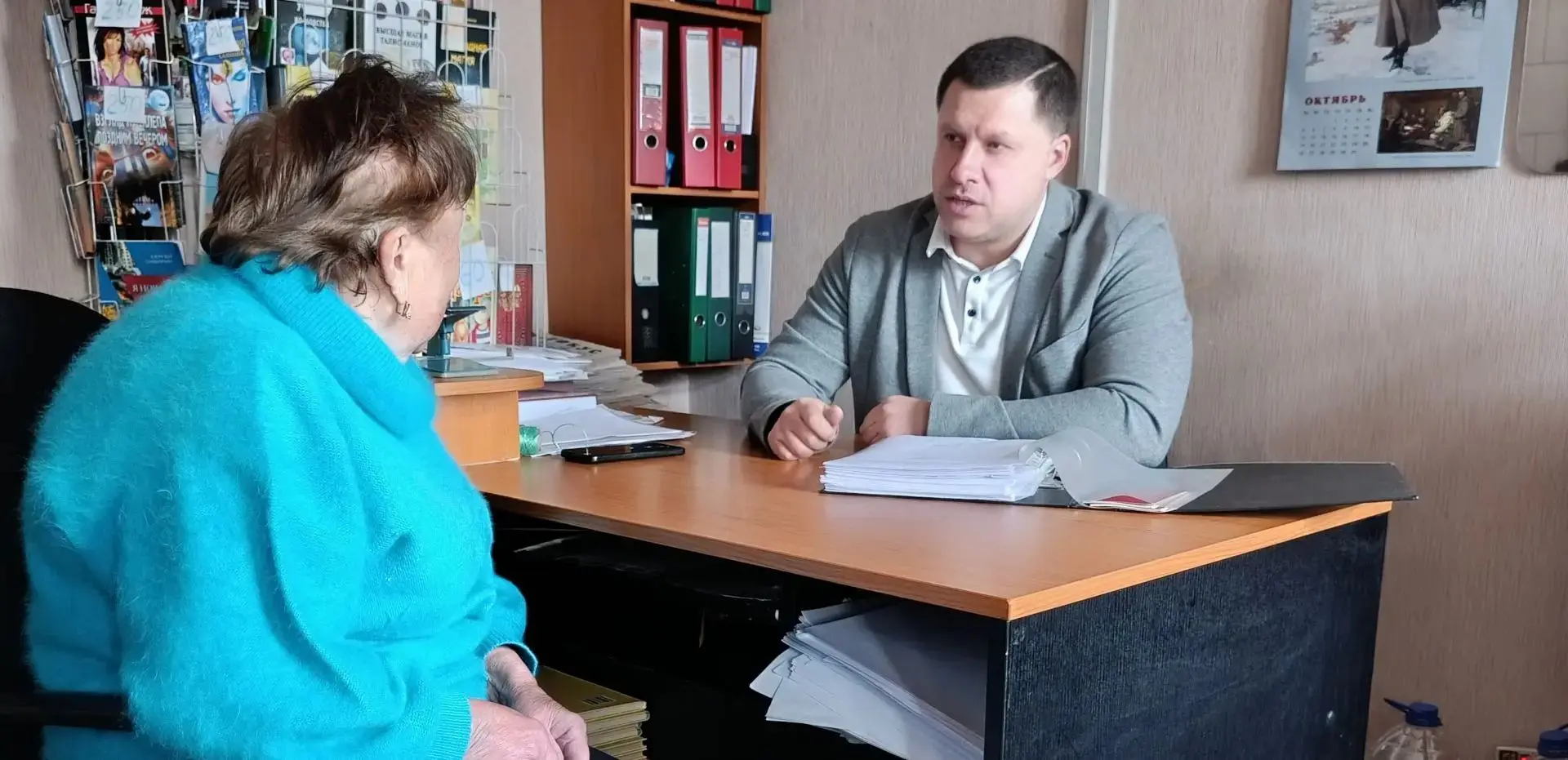 ‎Депутат-коммунист провел прием граждан