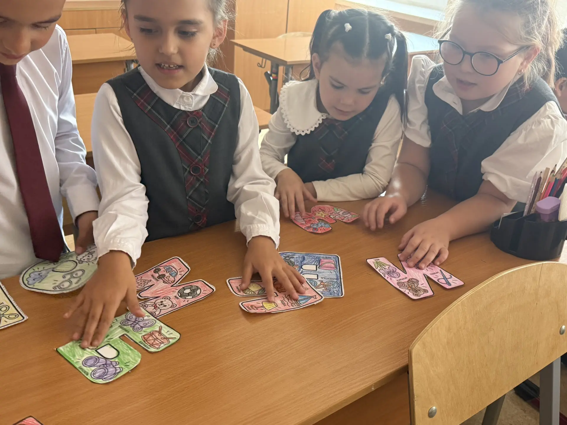 Наш алфавит говорит: «Привет!»🌟