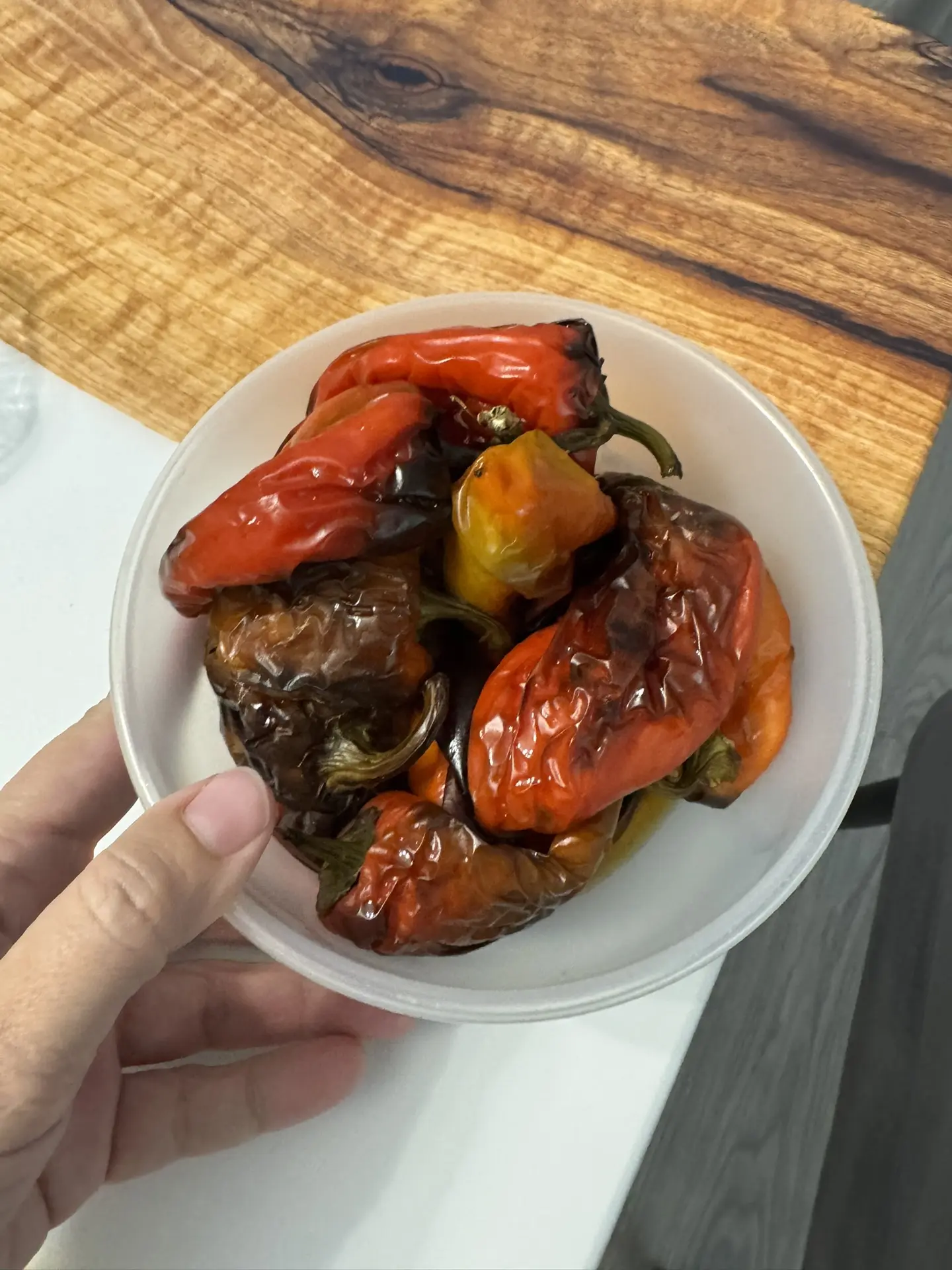 Огонь вышло. Первый раз угостила тетя Наташа. Так вкусно с сыром на хлебушком. Запекала...