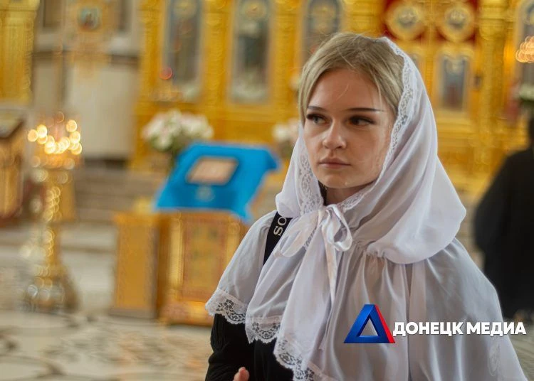 В Донецке состоялось верстание в казаки молодёжного отряда «Карачун»