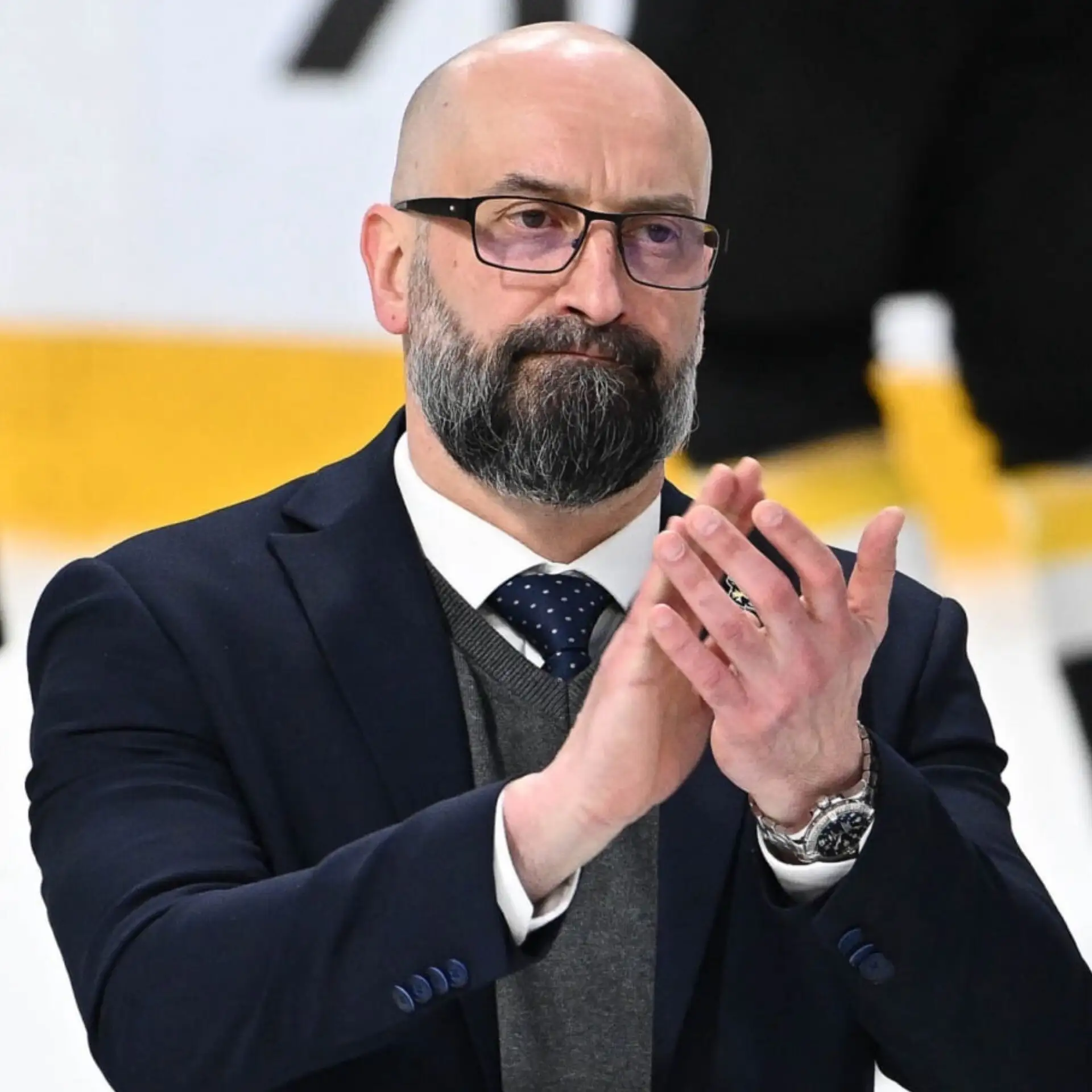 🏒 Рейтинг тренеров КХЛ за неделю: Ги Буше на самом низу, Козырев снова удивляет с «Сев...