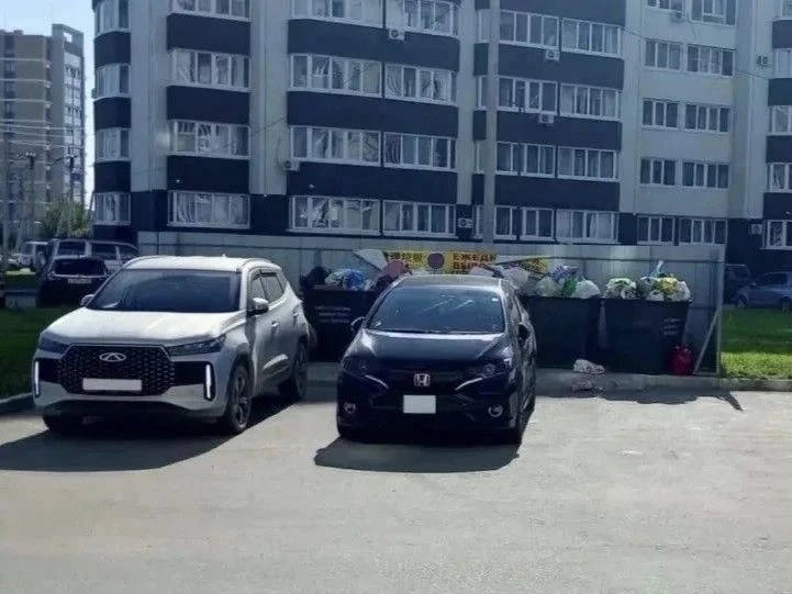 Автомобили не должны препятствовать вывозу ТКО