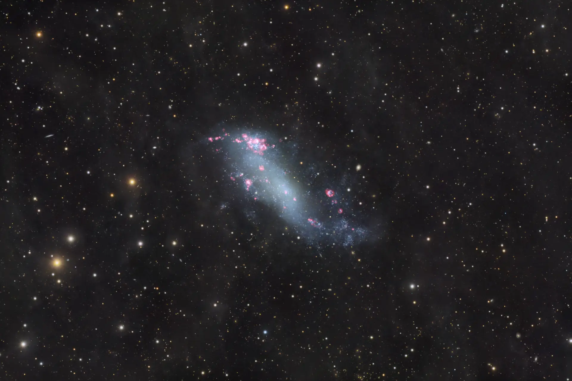 IC 2574: туманность Коддингтона [Космокадр 19.02.2026]