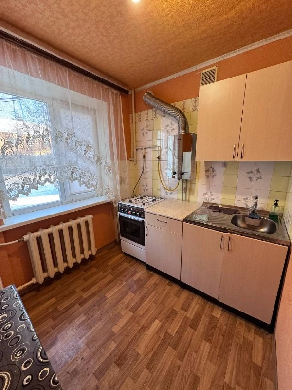 Продам 3-комнатную квартиру, 60 м², 1/5 эт. в Макеевке, Червоногвардейский район, ул. Б...