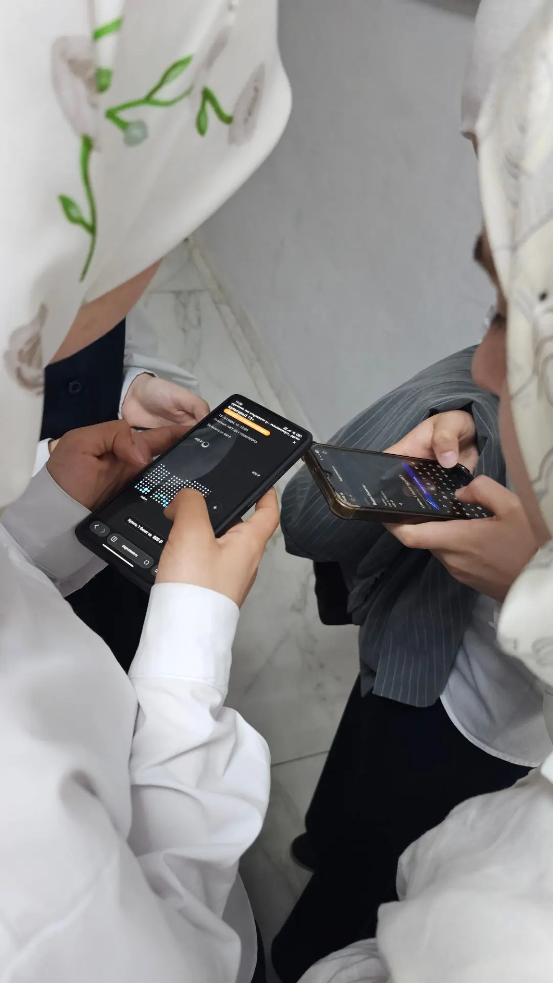 Покупка билетов по Пушкинской карте 🎟, ученики 9б класса.