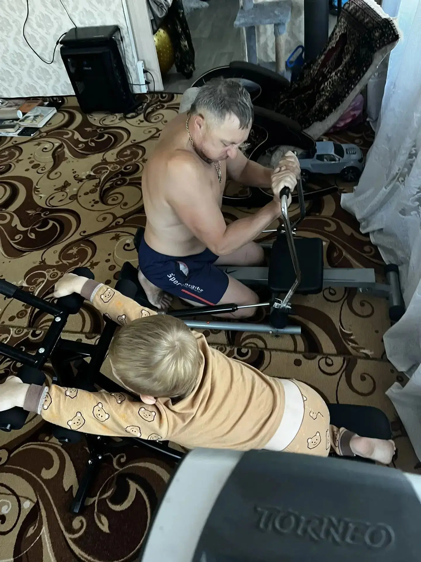 Мы с тобою, дед, друзья,