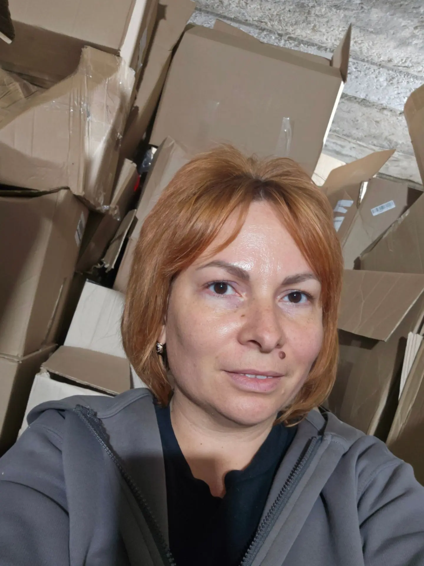 Сегодня в группе скучно,  не теряйте нас. Большая поставка и неполадки с интернетом .