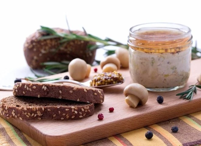 Куриный паштет с грибами