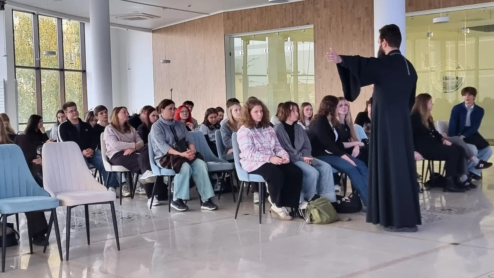 🧑‍🎓 ИИ и ДУША, ЧАТЫ и БЕСЕДЫ