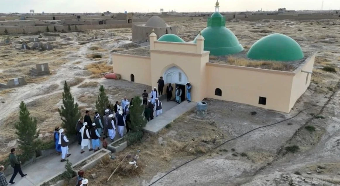 🕌 Узбекистан следит за состоянием мавзолеев узбекских ученых и мыслителей в Афганистане.