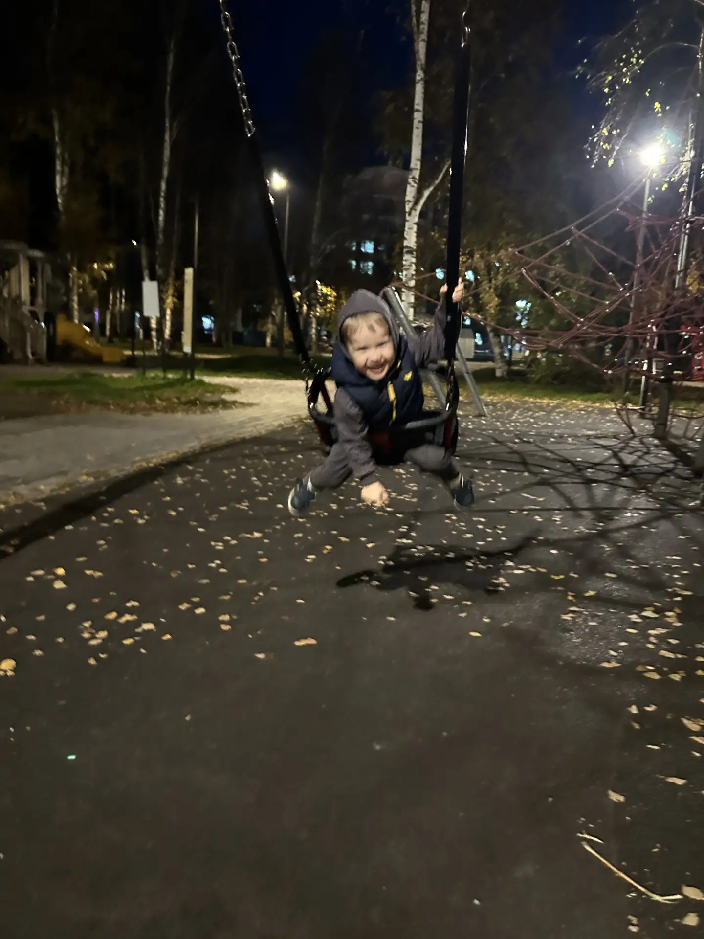 Неуловимые мальчишки, постоянно с ними мутные фото📸