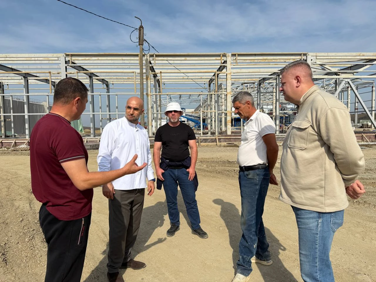 🌱 В Дагестане продолжают строительство нового мусоросортировочного комплекса