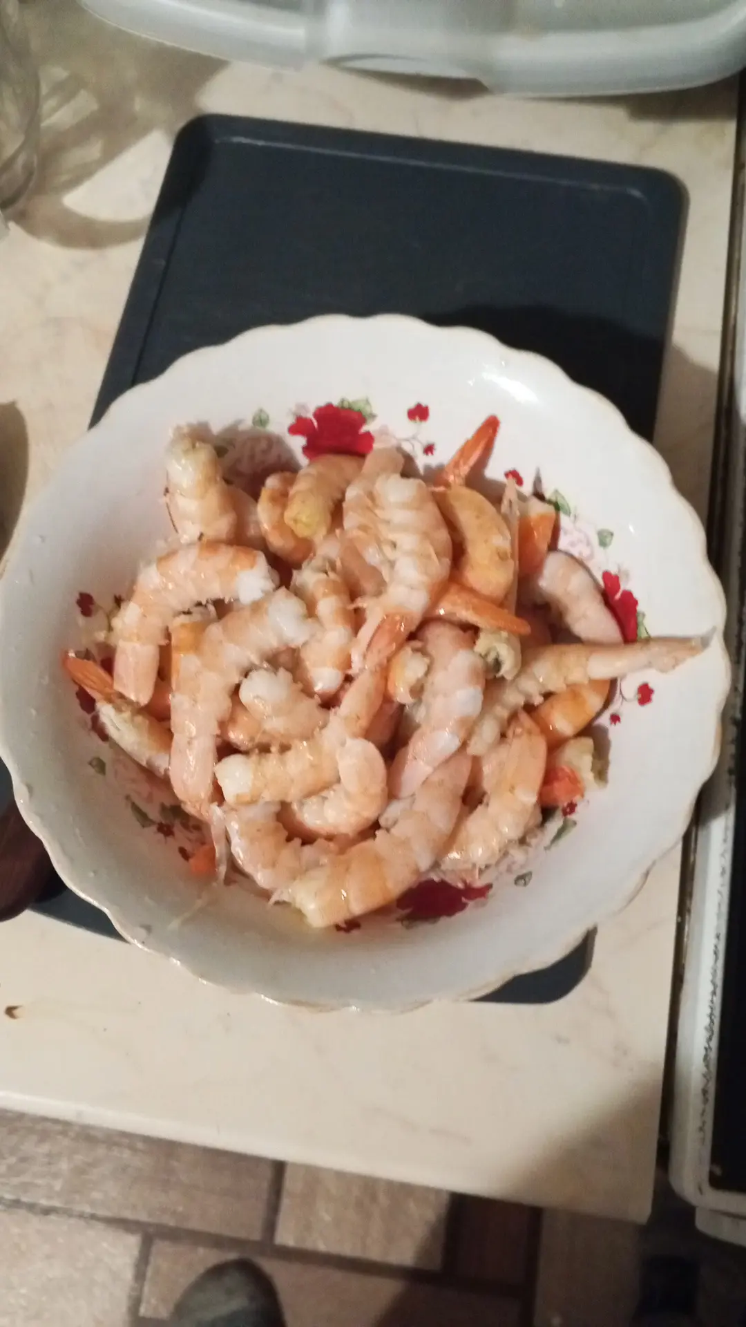 На ужин креветки в сливочном соусе  на гарнир макароны 🍝 😋