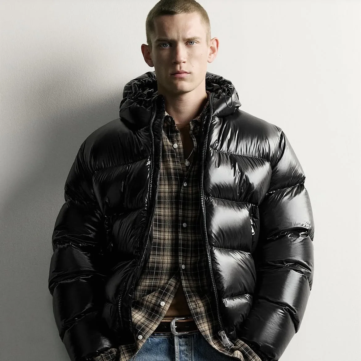 Zara выпустили пуховик из натурального пуха!
