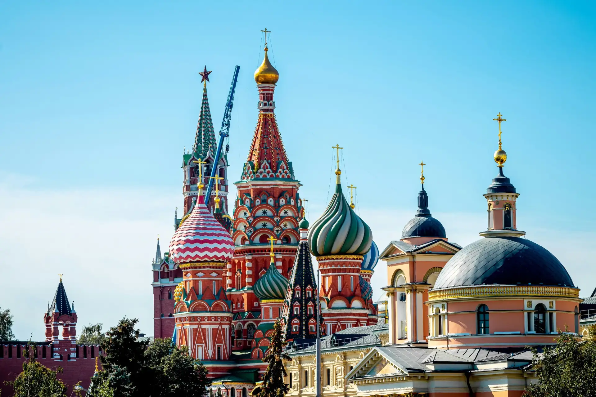 Россия отменяет визы для туристов из Вьетнама.